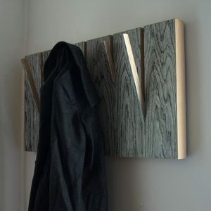 wall-mounted coat rack / contemporary / wooden
