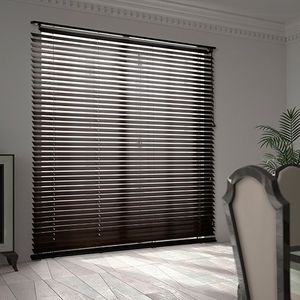 Venetian blinds / wooden / chain-operated / motorized