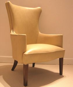 traditional visitor armchair / leather / wooden / contract