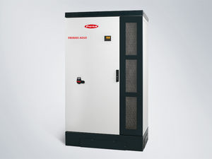 inverter for PV applications / central / with transformer