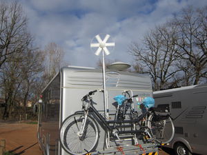 horizontal-axis wind turbine / 6-blade / onshore