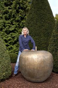 bronze sculpture / for public spaces / outdoor