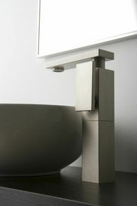washbasin mixer tap / chromed metal / nickel / bathroom