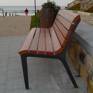 public bench / contemporary / wooden / cast iron
