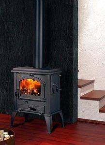 wood heating stove / traditional / cast iron
