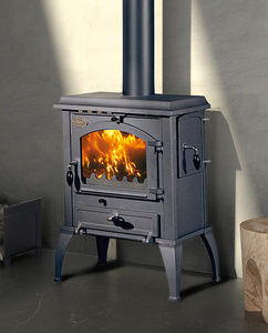 wood heating stove / traditional / cast iron