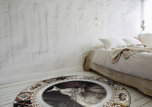 contemporary rug / patterned / polyamide / round