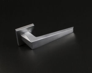 door handle / metal / contemporary / chrome