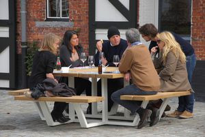 picnic table / square / outdoor / contemporary