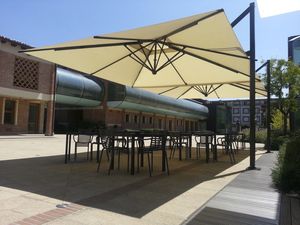 offset patio umbrella / polyester / acrylic / aluminum