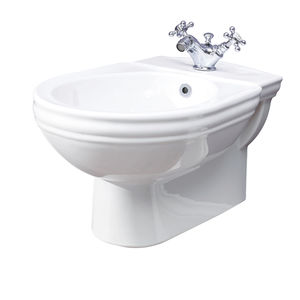 wall-hung bidet / porcelain
