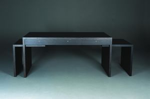 oak desk / traditional