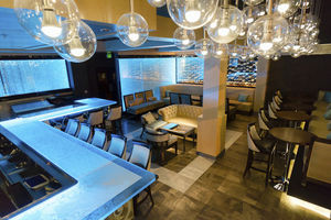 indoor counter / for bars / glass / illuminated