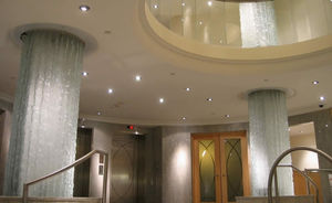 glass sculpture / for public buildings