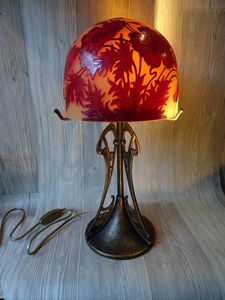 table lamp / Art Deco / bronze / glass