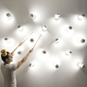 wall-mounted spotlight / indoor / LED / round
