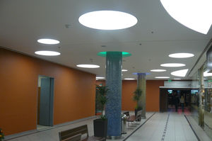 recessed ceiling light fixture / recessed floor / fluorescent / round