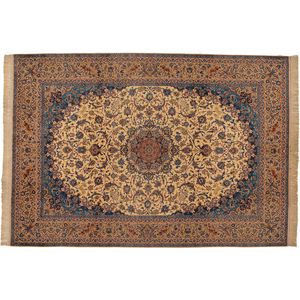 Oriental rug / floral pattern / wool / silk