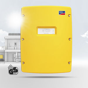 PV inverter / with built-in battery