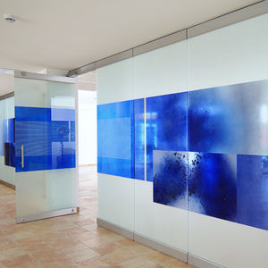 sliding and stacking partition / glass / professional / frameless