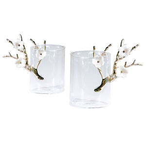 porcelain cup / glass