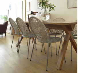 contemporary chair / stackable / steel