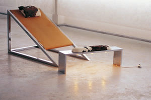 original design chaise longue / metal