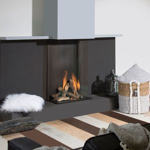 gas fireplace / contemporary / closed hearth / 3-sided