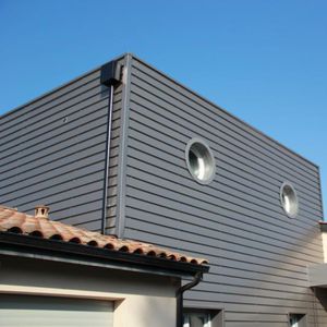 steel cladding / ribbed / strip