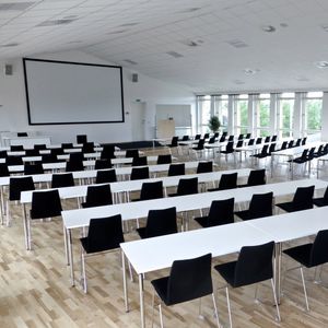 conference conference table / contemporary / high-pressure laminate / laminate