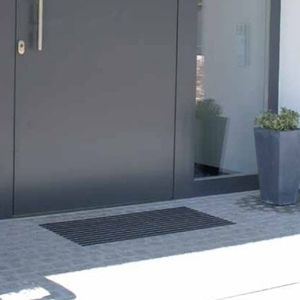 door drainage channel / aluminum / with grating
