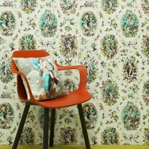 traditional wallpaper / patterned