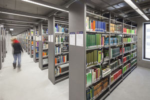 contemporary shelf / metal / library / commercial