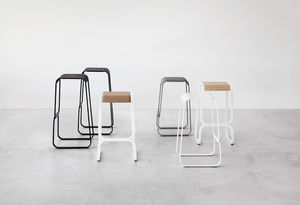 contemporary bar stool / oak / leather / metal