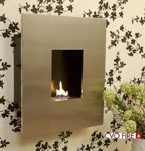 gas fireplace / contemporary / closed / wall-mounted