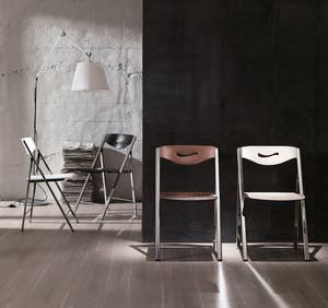 contemporary chair / folding / wooden / metal