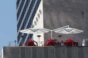double patio umbrella / commercial / aluminum / hand crank