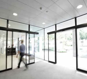 entry door / sliding / steel / automatic