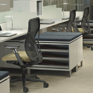 contemporary office armchair / mesh / on casters / star base