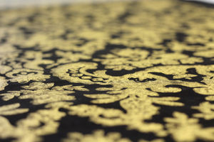 traditional wallpaper / damask / gold-colored