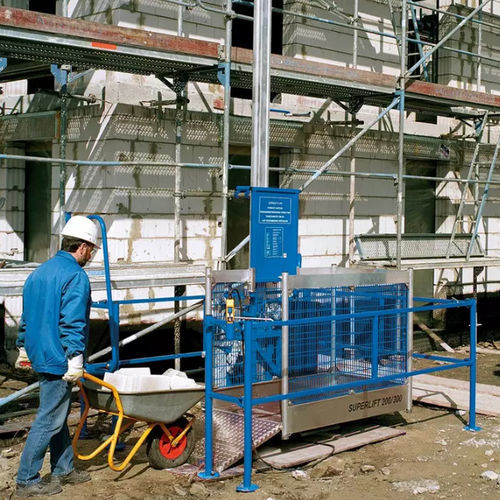 Construction site freight elevator Super Lift Z Böcker