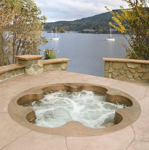 6 seater built-in copper hot-tub Diamond Spas