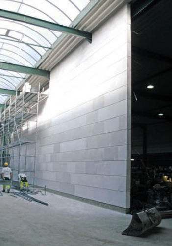 aerated concrete block with integrated insulation GIGABLOC&reg; CELLUMAT