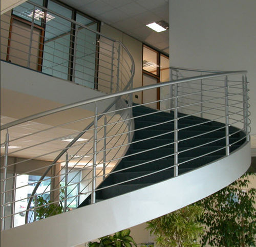 circular staircase with a lateral stringer (metal frame and steps) SKYLINE essegi scale