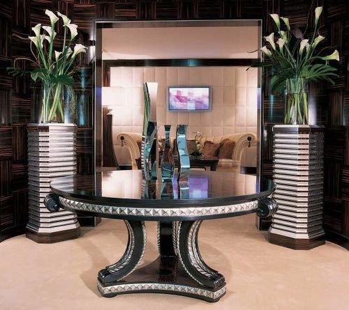 classic style round table OAK DESIGN