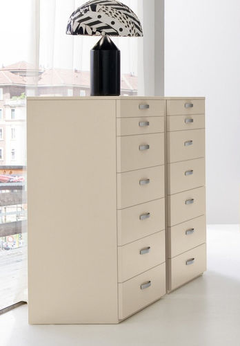 contemporary lacquered chiffonier START SETTIMANALE Clever