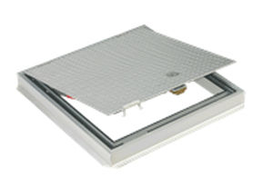 floor hatch with water drainage TPD      U.S.F. Fabrication Inc.