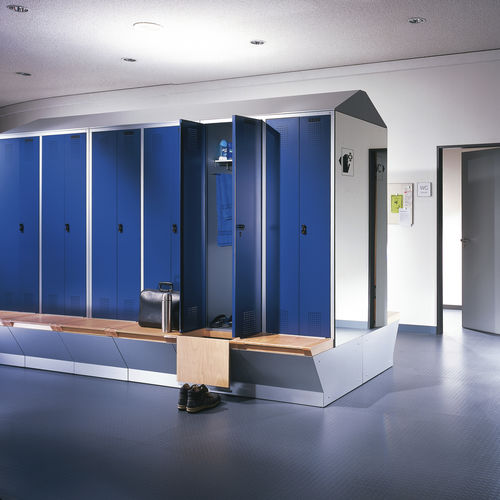 locker for public buildings EVOLO S3000 5 C+P Moebelsysteme
