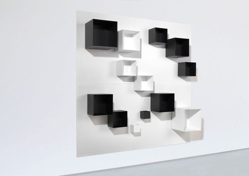 magnetically fixed modular shelf in metal MAGNETIC SPIRIT