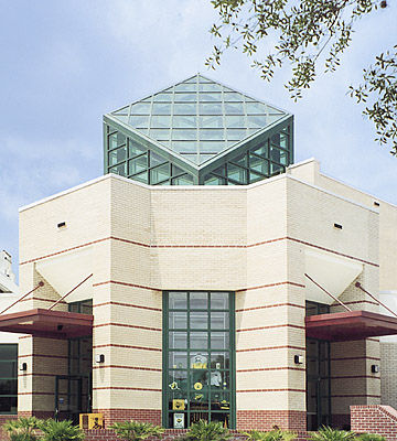 mullion and transom curtain wall (aluminium and glass) YES 20 YKK AP